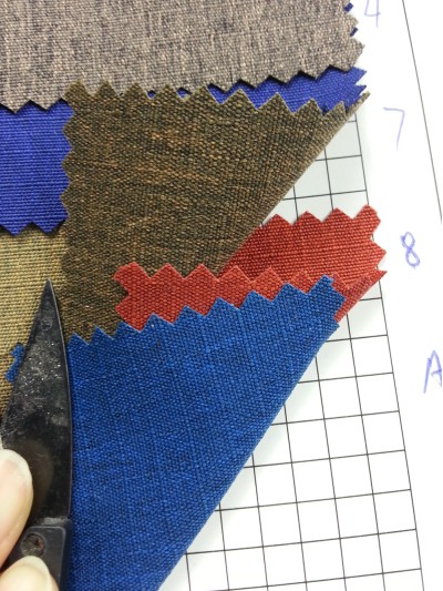 JS-RISG  300D格子舞龍PU防水牛津布  300D*300D  250（g/㎡）	100%滌綸 RS-1003 側面照